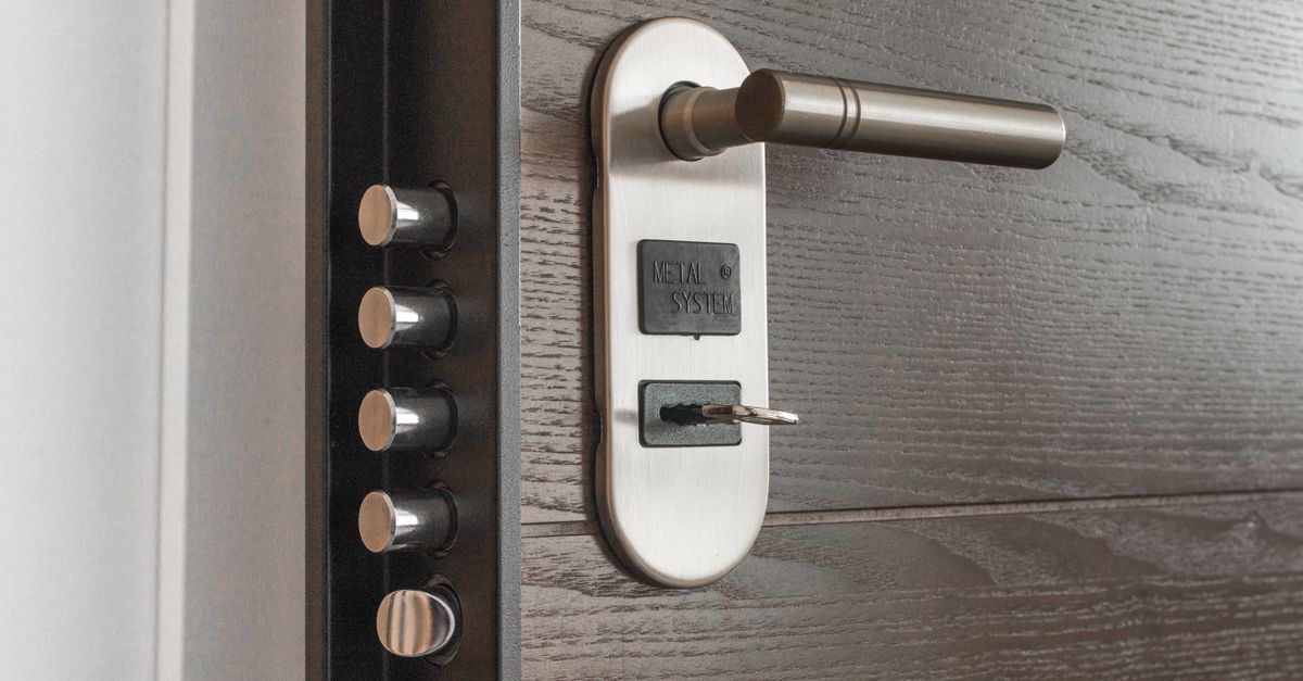 Can a Locksmith Unlock My House Without Damaging the Lock? — Tustin CA Locksmith