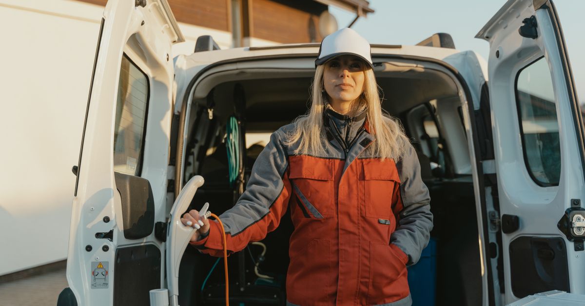 locksmith service technician — Tustin CA Locksmith