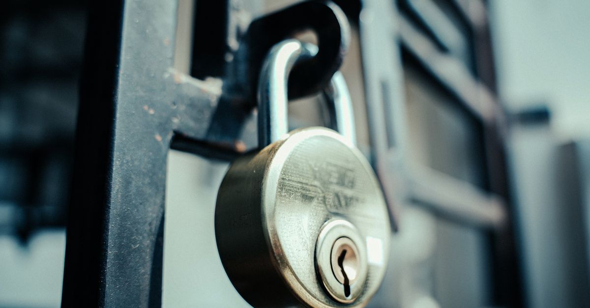 New Home Move-In Security Checklist For Tustin Homeowners — Tustin CA Locksmith